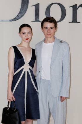 Sam Nivola and Iris Apatow at the photocall for the Dior Men’s Spring Summer 2027 Ready-to-Wear show during Paris Fashion Week on June 24, 2026. Olivier Borde, Bestimage. Celebrities at the Dior Men’s Spring Summer 2027 Ready-to-Wear show during Paris Fashion Week on June 24, 2026, Paris, France,detected_source_language  Copyright: xOLIVIERxBORDEx xBESTIMAGExOLIVIERxBORDEx xBESTIMAGEx