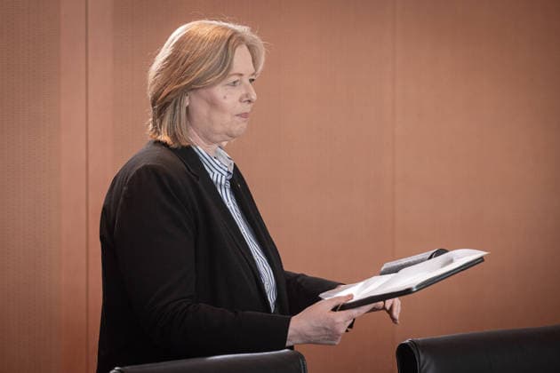 Berlin, Kabinettssitzung der Bundesregierung Kabinettssitzung der Bundesregierung am 24.06.2026 im Bundeskanzleramt in Berlin. Im Bild: Bärbel Bas (Arbeitsministerin, SPD) Berlin Bundeskanzleramt Berlin Deutschland *** Berlin, Federal Government Cabinet Meeting Federal Government Cabinet Meeting on June 24, 2026, at the Federal Chancellery in Berlin Pictured