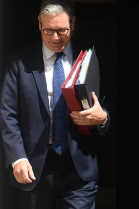 PM Departs for PMQs - Wednesday 24 June 2026 - Downing Street, London, UK British Prime Minister Sir Keir Starmer departs for PMQs at Downing Street in London, England, UK on Wednesday 24 June, 2026., Credit:Justin Ng Avalon UK, England, London, Downing Street  Copyright: xJustinxNgx xAvalonx 1112182212