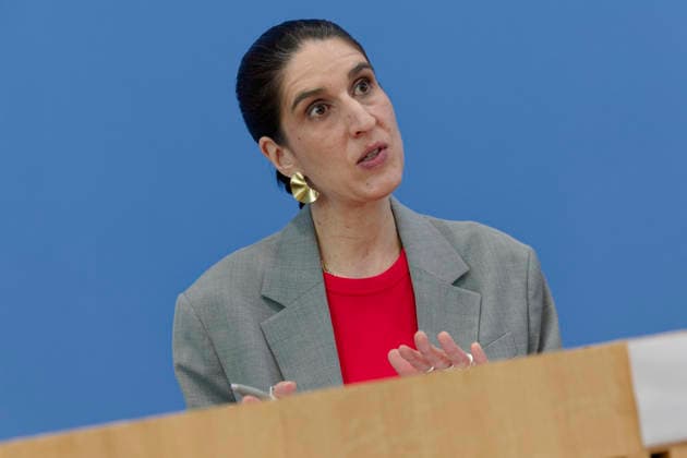 Lagebild antimuslimischer Rassismus 2026-06-24 Deutschland, Berlin SBundespressekonferenz: Vorstellung des zivilgesellschaftlichen Lagebildes antimuslimischer Rassismus und Fallzahlen 2025. Im Bild: Rima Hanano, Co-Geschäftsführerin von CLAIM. *** Report on Anti-Muslim Racism, June 24, 2026, Berlin, Germany