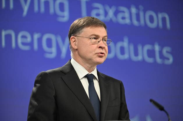European Commission members Valdis Dombrovskis and Wopke Hoekstra hold a press conference in Brussels BRUSSELS, BELGIUM - JUNE 24: European Commission Executive Vice-President for Economy Valdis Dombrovskis and European Commissioner Wopke Hoekstra (not seen) hold a joint press conference on taxation and energy products legislation in Brussels, Belgium, on June 24, 2026. Dursun Aydemir Anadolu Brussels Belgium. Editorial use only. Please get in touch for any other usage.  Copyright: x2026xAnadoluxDursunxAydemirx