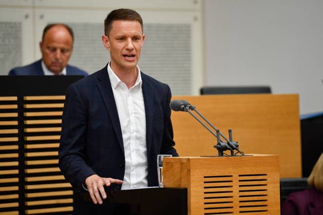 Es findet die Plenarsitzung im Saarländischen Landtag in Saarbrücken am Mittwoch (24.06.2026) statt. Im Bild: Stephan Thielen, MdL (CDU) *** The plenary session of the Saarland State Parliament will take place in Saarbrücken on Wednesday, June 24, 2026. Pictured bub