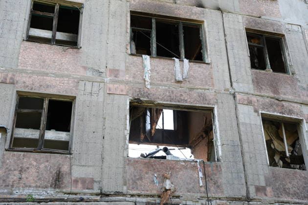 RUSSIA, GORLOVKA - JUNE 24, 2026: An apartment block destroyed in a drone attack Gorlovka Russia  - ZUMAt113 20260624_zaa_t113_155 Copyright: xDmitryxYagodkinx
