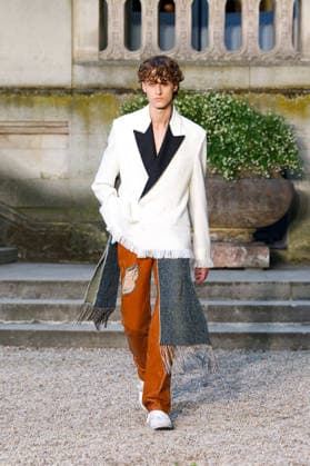 Dior Homme Ready-to-Wear Mens Spring Summer 2027 Fashion Show during Paris Fashion Week, France, on June 24, 2026 Bestimage Runway during the Dior Homme Men’s Spring Summer 2027 fashion show as part of Paris Fashion Week on June 24, 2026 in Paris, France Paris, France,detected_source_language  Copyright: xAgencex xBestimagexAgencex xBestimagex
