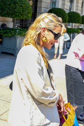 Kate Moss leaves the Ritz Paris hotel to head to the airport in Paris, France, on June 24, 2026. Gedeon Taib, Bestimage. Kate Moss leaves the Ritz Paris hotel to head to the airport in Paris, France, on June 24, 2026. Paris, France  Copyright: xGedeonxTaiebx xBestimagexGedeonxTaiebx xBestimagex