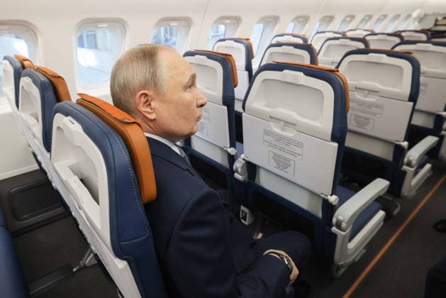RUSSIA, ZHUKOVSKY - JUNE 24, 2026: Russia s President Vladimir Putin views a Sukhoi Superjet 100 plane during a visit to Gromov Flight Research Institute in Zhukovsky, some 40 km southeast of Moscow Zhukovsky Russia  - ZUMAt113 20260624_zaa_t113_352 Copyright: xMikhailxMetzelx