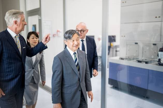 Patrick Vandenameele, Chief Executive Officer CEO IMEC, Japanese Emperor Naruhito and King Philippe - Filip of Belgium pictured during a visit to the Interuniversity microelectronics centre (IMEC), a Flemish interuniversity research institute for microelectronics and nanotechnology located in Leuven, during the official state visit of the Japanese Emperor and Empress to Belgium on Wednesday 24 June 2026. The Emperor and Empress of Japan visit Belgium from June 20-25.  POOLxJASPERxJACOBS 179132062