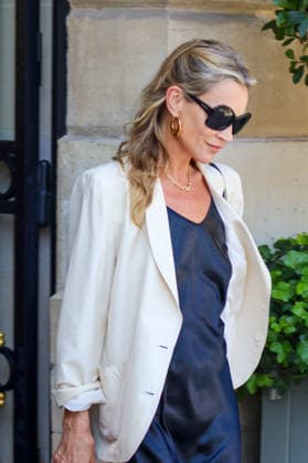 Kate Moss leaves the Ritz Paris hotel to head to the airport in Paris, France, on June 24, 2026. Enzo Hingant Bertrand Bestimage Kate Moss leaves the Ritz Paris hotel to head to the airport in Paris, France, on June 24, 2026. Paris, France  Copyright: xEnzoxHingant-Bertrandx xBestimagexEnzoxHingant-Bertrandx xBestimagex