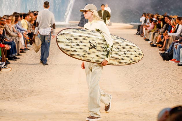 Louis Vuitton Men s Ready-to-Wear Spring Summer 2027 Fashion Show during Paris Fashion Week at the Cité Internationale Universitaire de Paris, France, on June 23, 2026 Bestimage Runway during the Louis Vuitton Men’s Spring Summer 2027 fashion show as part of Paris Fashion Week on June 23, 2026 in Paris, France Paris, France  Copyright: xAgencex xBestimagexAgencex xBestimagex