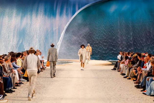Louis Vuitton Men s Ready-to-Wear Spring Summer 2027 Fashion Show during Paris Fashion Week at the Cité Internationale Universitaire de Paris, France, on June 23, 2026 Bestimage Runway during the Louis Vuitton Men’s Spring Summer 2027 fashion show as part of Paris Fashion Week on June 23, 2026 in Paris, France Paris, France  Copyright: xAgencex xBestimagexAgencex xBestimagex