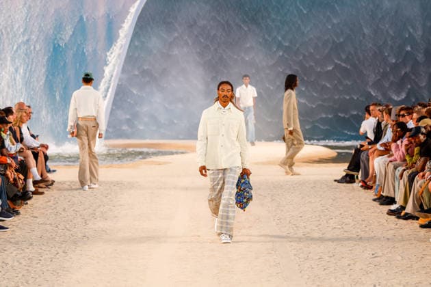 Louis Vuitton Men s Ready-to-Wear Spring Summer 2027 Fashion Show during Paris Fashion Week at the Cité Internationale Universitaire de Paris, France, on June 23, 2026 Bestimage Runway during the Louis Vuitton Men’s Spring Summer 2027 fashion show as part of Paris Fashion Week on June 23, 2026 in Paris, France Paris, France  Copyright: xAgencex xBestimagexAgencex xBestimagex