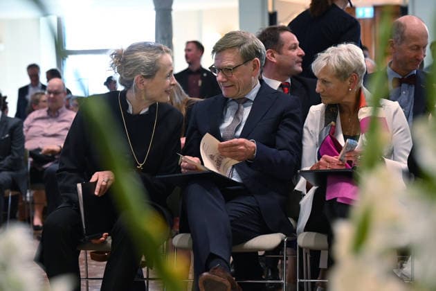 Bevollmaechtigte der EKD, Anne Gidion, Bundesaussenminister Johann Wadephul (CDU), EKD-Ratsvorsitzende Kirsten Fehrs (v.l.n.r), am Mittwoch (24.06.2026) beim Johannisempfang in der Franzoesischen Friedrichstadtkirche am Gendarmenmarkt in Berlin. Traditionell werden dazu Gaeste aus der Bundespolitik und aus anderen Religionsgemeinschaften eingeladen. Der Johannisempfang, der in diesem Jahr genau auf den Johannistag (24. Juni) faellt, wird von Anne Gidion ausgerichtet. Sie vertritt die Interessen der evangelischen Kirche gegenueber der Politik in Berlin und Bruessel. (Siehe epd-Meldung vom 24.06.2026) EDITORIAL USE ONLY *** EKD representative Anne Gidion, Federal Foreign Minister Johann Wadephul (CDU), EKD Council Chair Kirsten Fehrs (from le Copyright: epd-bild ChristianxDitsch epd-Johannisempfang1 -kopieren