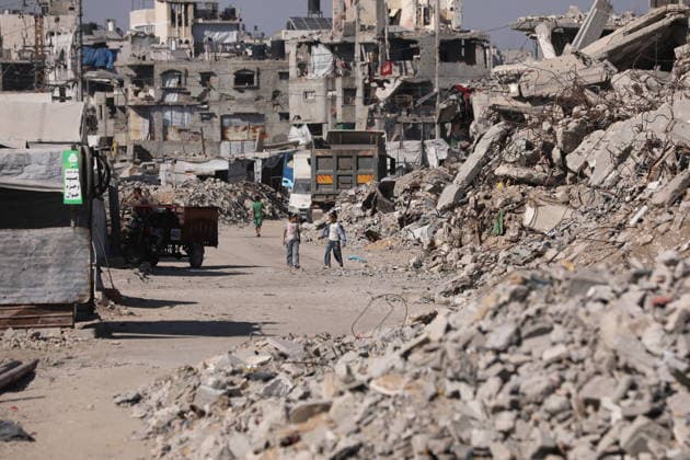 Displaced Palestinians endure hardship amid destruction in Gaza City Displaced Palestinians continue their daily lives among war-damaged buildings in the al-Zeitoun neighborhood east of Gaza City on June 24, 2026. Residents face difficult humanitarian conditions following widespread damage to infrastructure caused by the war, amid shortages of basic services and a lack of adequate shelter. Photo by Bilal Osama apaimages Gaza city Gaza Strip Palestinian Territory 240626_Gaza_BO_01(26) Copyright: xapaimagesxBilalxOsamax xapaimagesx