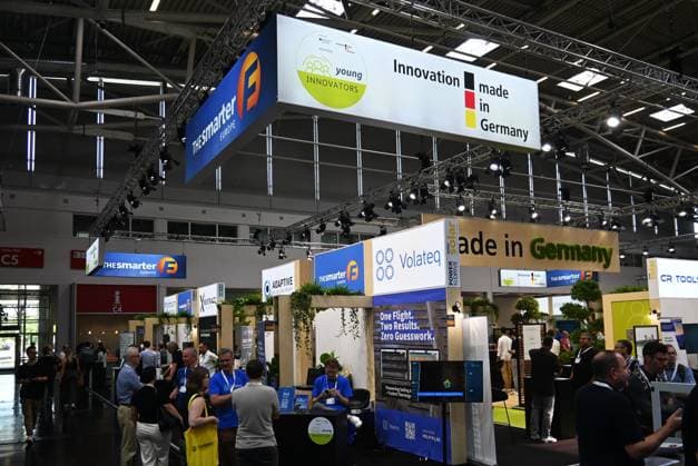 Die Intersolar Europe findet bis Donnerstag, den 25. Juni 2026 auf der Messe München statt. Sie ist die weltweit führende Fachmesse für die Solarwirtschaft und der grösste Teil von The smarter E Europe, Europas grösster Messeallianz für die Energiewirtschaft. Foto: Messestand - Innovation, Made in Germany *** Intersolar Europe will take place at the Munich Trade Fair Center through Thursday, June 25, 2026. It is the world’s leading trade fair for the solar industry and the largest component of The smarter E Europe, Europe’s largest trade fair alliance for the energy sector. Photo: Innovation booth, Made in Germany
