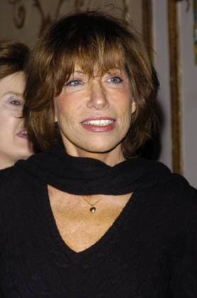 Museum of Television and Radio February 8, 2007 - New York, NY, U.S. - 08 February 2007 - New York, New York - Carly Simon. Museum of Television & Radio s Annual Gala this year honoring Sir Howard Stringer and Sony Corporation at the Waldorf-Astoria Hotel. Photo Credit: Bill Lyons AdMedia *** Local Caption Copyright: xBillxLyonsx