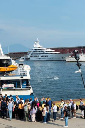 Superyacht Boardwalk moored in the port of Naples NAPLES, ITALY - JUNE 24: Superyacht Boardwalk of U.S. Ambassador to Italy Tilman Fertitta is moored in the port of Naples, Italy, on June 24, 2026. Tilman Fertitta reportedly expressed his intention to anchor near St. Mark’s Basin during the Redentore celebrations in Venice, sparking protests from environmental groups and civic organizations. While waiting to see what the Venetian authorities’ final decision will be, Fertitta has chosen Naples as his base. Eliano Imperato Anadolu Naples Italy. Editorial use only. Please get in touch for any other usage.  Copyright: x2026xAnadoluxElianoxImperatox
