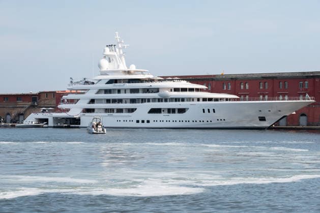 Superyacht Boardwalk moored in the port of Naples NAPLES, ITALY - JUNE 24: Superyacht Boardwalk of U.S. Ambassador to Italy Tilman Fertitta is moored in the port of Naples, Italy, on June 24, 2026. Tilman Fertitta reportedly expressed his intention to anchor near St. Mark’s Basin during the Redentore celebrations in Venice, sparking protests from environmental groups and civic organizations. While waiting to see what the Venetian authorities’ final decision will be, Fertitta has chosen Naples as his base. Eliano Imperato Anadolu Naples Italy. Editorial use only. Please get in touch for any other usage.  Copyright: x2026xAnadoluxElianoxImperatox