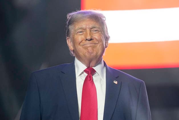 President Donald Trump arrives to speak at a rally to kick off the 16-day Great American State Fair as part of Washington, D.C. s celebration of the nation s 250th birthday on the National Mall on Wednesday, June 24, 2026. The rally will include military flyovers, musical performances from Lee Greenwood and Christopher Macchio, and the U.S. Army Band, the U.S. Marine Band and Armed Forces choirs.  WAP202606244003 BONNIExCASH