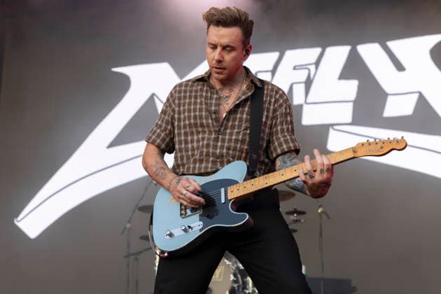 McFly perform at Halifax Piece Hall Danny Jones of McFly performs at Piece Hall, Halifax, 24th June 2026, Credit:Mike Gray MIKE GRAY - B4227 Avalon  Copyright: xMikexGrayx xMIKExGRAYx-xB4227x xAvalonx 1112281058