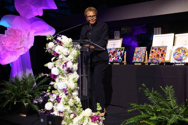 Los Angeles Ca June 24: Mayor Karen Bass at the 2026 LAUL Awards on June 24, 2026 Credit: USA - ZUMAa123 20260624_zaa_a123_024 Copyright: xAdMediax