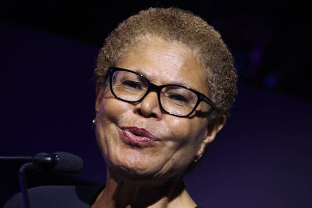 Los Angeles Ca June 24: Mayor Karen Bass at the 2026 LAUL Awards on June 24, 2026 Credit: USA - ZUMAa123 20260624_zaa_a123_025 Copyright: xAdMediax