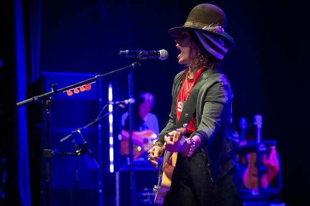 4 Non Blondes at Shepherds Bush Empire 24 June 2026 4 Non Blondes perform at O2 Shepherds Bush Empire in London on 24th June 2026. Linda Perry Lead vocals, guitar Dawn Richardson Drums Christa Hillhouse Bass guitar Roger Rocha Lead guitar, vocals, Credit:Zoran Veselinovic B4859 Avalon UK, London, O2 Shepherds Bush Empire  Copyright: xZoranxVeselinovicx xB4859x xAvalonx 1112334552