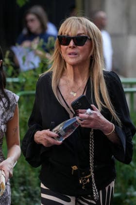 Babeth Djian at the Dior Homme Spring Summer 2027 Ready-to-Wear fashion show during Paris Fashion Week on June 24, 2026. Anne Sophie Guebey, Bestimage. Celebrities at the Dior Homme Spring Summer 2027 Ready-to-Wear fashion show during Paris Fashion Week on June 24, 2026, Paris, France  Copyright: xAnne-SophiexGuebeyx xBestimagexAnne-SophiexGuebeyx xBestimagex