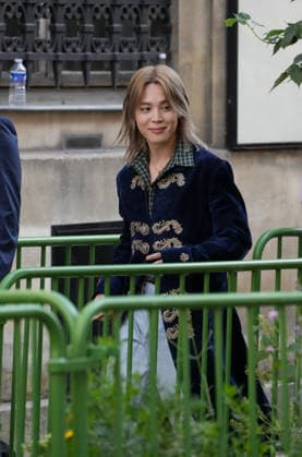 Jimin at the Dior Homme Spring Summer 2027 Ready-to-Wear fashion show during Paris Fashion Week on June 24, 2026. Anne Sophie Guebey, Bestimage. Celebrities at the Dior Homme Spring Summer 2027 Ready-to-Wear fashion show during Paris Fashion Week on June 24, 2026, Paris, France  Copyright: xAnne-SophiexGuebeyx xBestimagexAnne-SophiexGuebeyx xBestimagex