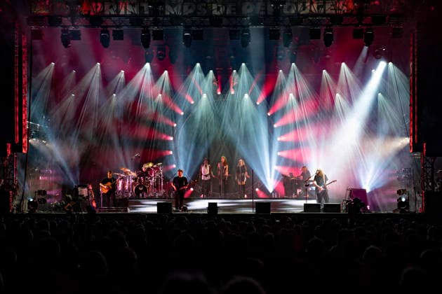 CELEBRITES : Printemps de Perouges - Saint-Maurice-de-Remens (01) France - 24 06 2026 Luc Ledy-Lepine, Paul Bonney, Ricky Howard, Chris Barnes, Lorelei McBroom, Alex Francois, Emily Lynn, Lara Smiles du groupe The Australian Pink Floyd Show se produisent sur la scene du festival Printemps de PÃ rouges au chÃ¢teau de Saint-Maurice-de-RÃ mens (01 - France-) le 24 06 2026. Photo Sandrine Thesillat PsNewZ  Copyright: xSandrinexTHESILLATx