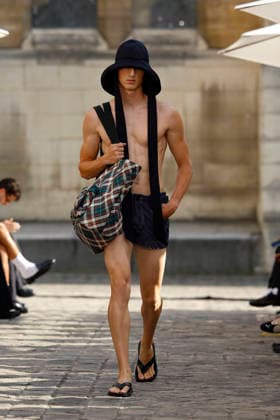 EgonLab Men s Ready-to-Wear Spring Summer 2027 Collection Fashion Show at Paris Fashion Week on June 24, 2026, in Paris, France  Copyright: xAgencex xBestimagexAgencex xBestimagex