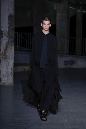 Songzio Men s Ready-to-Wear Spring Summer 2027 Collection Fashion Show at Paris Fashion Week on June 24, 2026 Songzio Men s Ready-to-Wear Spring Summer 2027 Collection Fashion Show at Paris Fashion Week on June 24, 2026, Paris, France  Copyright: xAgencex xBestimagexAgencex xBestimagex