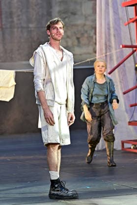 Bad Hersfelder Festspiele - Parzival . Schauspieler Thiess Brammer und Schauspielerin Varia Linnea Sjöström während der Fotoprobe zur Inszenierung Parzival im Rahmen der Bad Hersfelder Festspiele am 24.06.2026 in der Stiftsruine Bad Hersfeld. 20260624MWI129779 *** Bad Hersfeld Festival: Parzival —Actor Thiess Brammer and actress Varia Linnea Sjöström during the photo shoot for the production of Parzival as part of the Bad Hersfeld Festival on June 24, 2026, at the Bad Hersfeld Abbey Ruins 20260624MWI129779