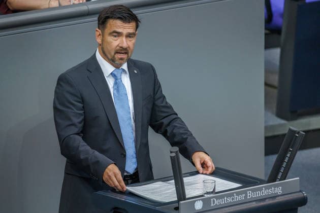 Bundestag Arne Raue (AfD) im Deutschen Bundestag am 25.06.26 in Berlin. Berlin Berlin Deutschland Bundestag *** Bundestag Arne Raue AfD in the German Bundestag on June 25, 2026, in Berlin, Berlin, Berlin, Germany, Bundestag
