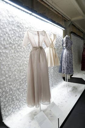 Illustration: Azzedine Alaïa and Christian Dior: Two Masters of Haute Couture Exhibition at the Azzedine Alaïa Foundation in Paris on June 24, 2026 Anne Sophie Guebey Bestimage Exhibition Azzedine Alaïa and Christian Dior: Two Masters of Haute Couture at the Azzedine Alaïa Foundation in Paris, Paris, France  Copyright: xAnne-SophiexGuebeyx xBestimagexAnne-SophiexGuebeyx xBestimagex