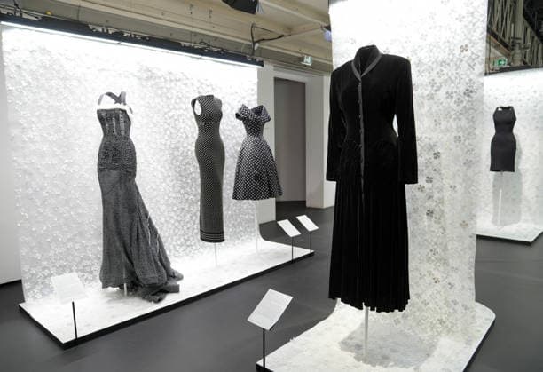 Illustration: Azzedine Alaïa and Christian Dior: Two Masters of Haute Couture Exhibition at the Azzedine Alaïa Foundation in Paris on June 24, 2026 Anne Sophie Guebey Bestimage Exhibition Azzedine Alaïa and Christian Dior: Two Masters of Haute Couture at the Azzedine Alaïa Foundation in Paris, Paris, France  Copyright: xAnne-SophiexGuebeyx xBestimagexAnne-SophiexGuebeyx xBestimagex