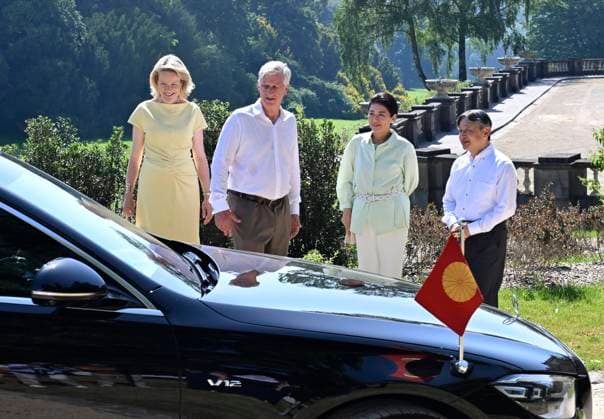 State Visit of the Emperor and the Empress of Japan to Belgium BRUSSELS, BELGIUM - JUNE 25 : King Philippe - Filip of Belgium and Queen Mathilde of Belgium bid farewell near the Serres du Congo to Emperor Naruhito and Empress Masako of Japan during their state visit to Belgium on June 25, 2026 in Brussels, Belgium. ( Brussels Belgium  Copyright: xBertxVanxDenxBrouckex