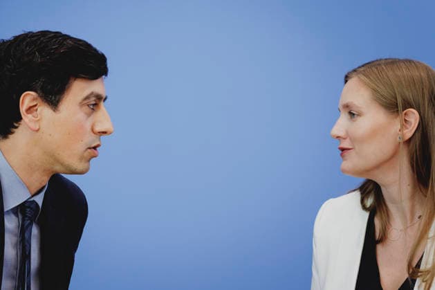 (L-R) Bijan Moini, Legal Director der Gesellschaft fuer Freiheitsrechte e.V. (GFF), und Dana-Sophia Valentiner, Vorstandsmitglied der Gesellschaft fuer Freiheitsrechte e.V. (GFF), aufgenommen im Rahmen der Vorstellung des Gutachtens zu einer moeglichen Verfassungswidrigkeit der AfD in der Bundespressekonferenz in Berlin, 25.06.2026. Berlin Deutschland *** L R Bijan Moini, Legal Director of the Society for Civil Liberties (GFF), and Dana Sophia Valentiner, Board Member of the Society for Civil Liberties (GFF), photographed during the presentation of the expert opinion on the possible unconstitutionality of the AfD at the Federal Press Conference in Berlin, June 25, 2026, Berlin, Germany Copyright: xFlorianxGaertnerx