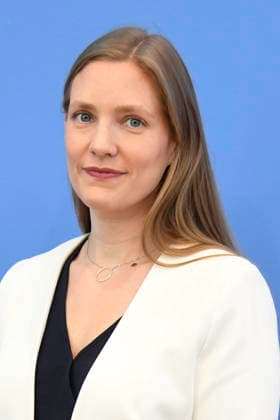 ABB BPK- Prof. Dr. Dana-Sophia Valentiner, Vorstandsmitglied der Gesellschaft fuer Freiheitsrechte e.V. (GFF) Vorstellung des Gutachtens zu einer moeglichen Verfassungswidrigkeit der AfD auf der BPK Bundespressekonferenz am 25.06.2026 in Berlin Berlin Deutschland *** ABB BPK Prof. Dr. Dana Sophia Valentiner, Board Member of the Society for Civil Liberties (GFF e.V.), presented the expert opinion on the possible unconstitutionality of the AfD at the BPK Federal Press Conference on June 25, 2026, in Berlin, Germany