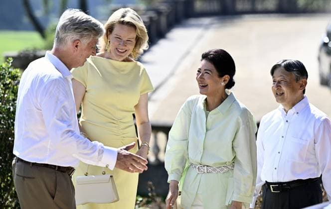 King Philippe - Filip of Belgium, Queen Mathilde of Belgium, Japanese Emperor Naruhito and Japanese Empress Masako pictured during a visit to the Royal Greenhouses and the Japanese Tower in Laken - Laeken, Brussels, during an official state visit of the Japanese Emperor and Empress to Belgium, on Thursday 25 June 2026. The Emperor and Empress of Japan visit Belgium from June 20-25.  ERICxLALMAND 179220014