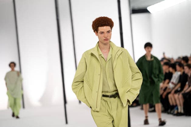 PFW - Issey Miyake - Runway A model presents a creation by IM Issey Miyake Men Miyake Design Studio team as part of their Menswear Spring-Summer 2027 collection show for fashion house Issey Miyake during Men s Fashion Week in Paris, France, June 25, 2026. Photo by Alexis Jumeau ABACAPRESS.COM Paris France  Copyright: xJumeauxAlexis ABACAx