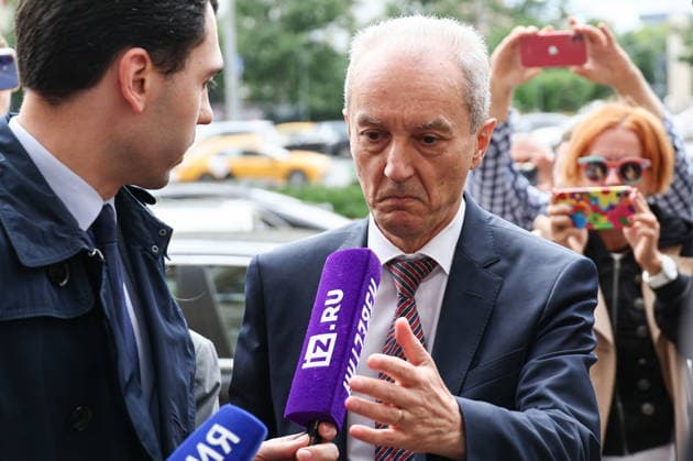 RUSSIA, MOSCOW - JUNE 25, 2026: Romania s Ambassador to Russia Cristian Istrate (R front) arrives at the offices of Russia s Ministry of Foreign Affairs. Sergei Bulkin TASS  94259146