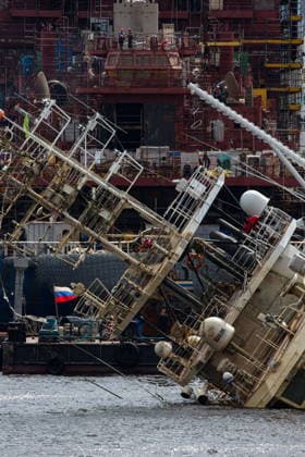 RUSSIA, ST PETERSBURG - JUNE 25, 2026: Salvage operations are underway for the Kapitan Ushakov tugboat at the Baltic Shipyard. The vessel partially sank on 8 August 2025, after listing to its starboard during construction work; no injuries reported. The damage was estimated by specialists from the North-Western Interregional Directorate of the Federal Service for Supervision of Natural Resources (Rosprirodnadzor) at 651 million rubles. Peter Kovalev TASS  94260520