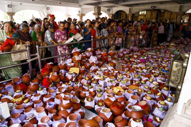 Bhim Agiyaras 2026 in Gujarat s Ahmedabad Ahmedabad, Jun 25 (ANI): Devotees offer pots filled with water and fruits as they offer prayers at the Jagannath Temple on Bhim Agiyaras (also called Nirjala Ekadashi or Bhimseni Ekadashi), in Ahmedabad on Thursday. Ahmedabad Gujarat India Copyright: xANIx ANI_20260625054