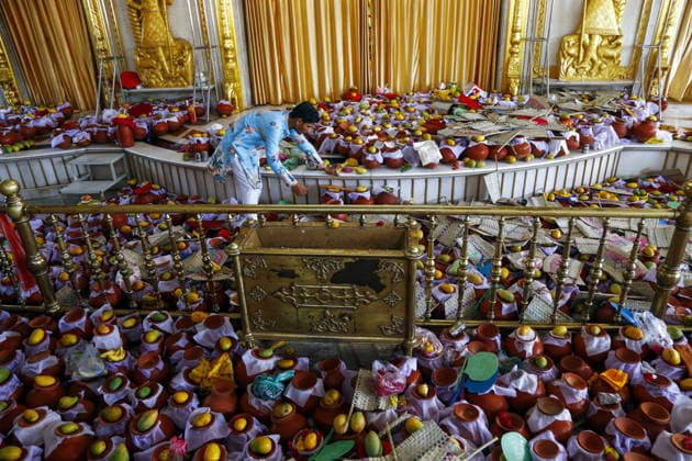 Bhim Agiyaras 2026 in Gujarat s Ahmedabad Ahmedabad, Jun 25 (ANI): A view of the pots filled with water and fruits offered to Lord Jagannath by the devotees at the Jagannath Temple on Bhim Agiyaras (also called Nirjala Ekadashi or Bhimseni Ekadashi), in Ahmedabad on Thursday. Ahmedabad Gujarat India Copyright: xANIx ANI_20260625058