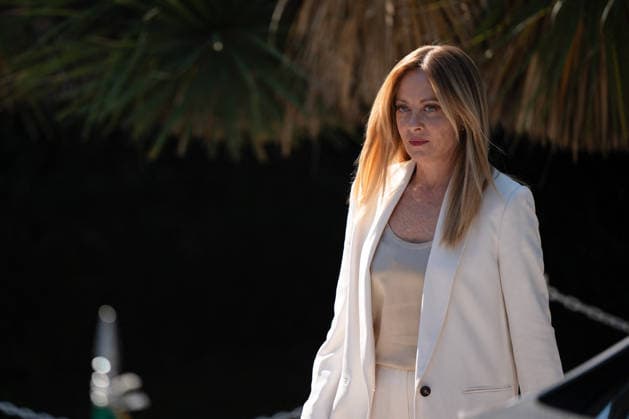 36th Franco-Italian Summit - Antibes French President welcomes Italian Prime Minister Giorgia Meloni to Villa Eilenroc for an in-depth discussion during the 36th Franco-Italian Summit in Antibes, France, on June 25, 2026. Photo by Laurent Coust ABACAPRESS.COM Antibes France  Copyright: xCoustxLaurent ABACAx