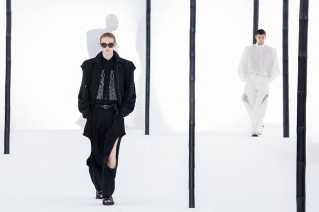 Issey Miyake Ready-to-Wear Men’s Spring Summer 2027 Fashion Show during Paris Fashion Week at the Césure Cultural Center in Paris, France, on June 24, 2026 Bestimage Runway during the Issey Miyake Men’s Spring Summer 2027 fashion show as part of Paris Fashion Week on June 24, 2026 in Paris, France Paris France  Copyright: xAgencex xBestimagexAgencex xBestimagex