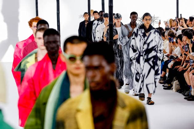 Issey Miyake Ready-to-Wear Men’s Spring Summer 2027 Fashion Show during Paris Fashion Week at the Césure Cultural Center in Paris, France, on June 24, 2026 Bestimage Runway during the Issey Miyake Men’s Spring Summer 2027 fashion show as part of Paris Fashion Week on June 24, 2026 in Paris, France Paris France  Copyright: xAgencex xBestimagexAgencex xBestimagex