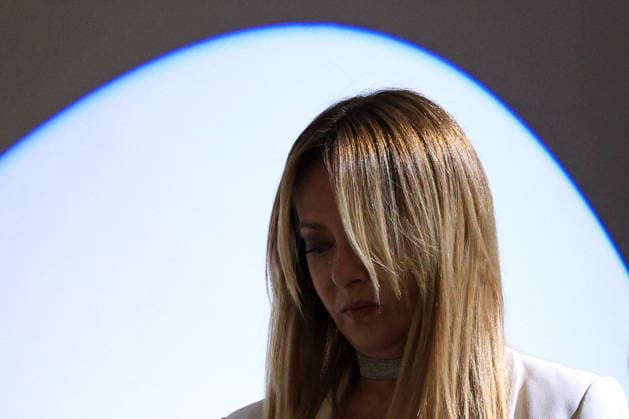36th Franco-Italian Summit - Antibes Italian Prime Minister Giorgia Meloni leaves after a visit with French President Emmanuel Macron (not seen) at the Picasso Museum as part of a Franco-Italian summit in Antibes, south of France, June 25, 2026. Photo by Manon Cruz Pool ABACAPRESS.COM Antibes France  Copyright: xCruzxManon Pool ABACAx