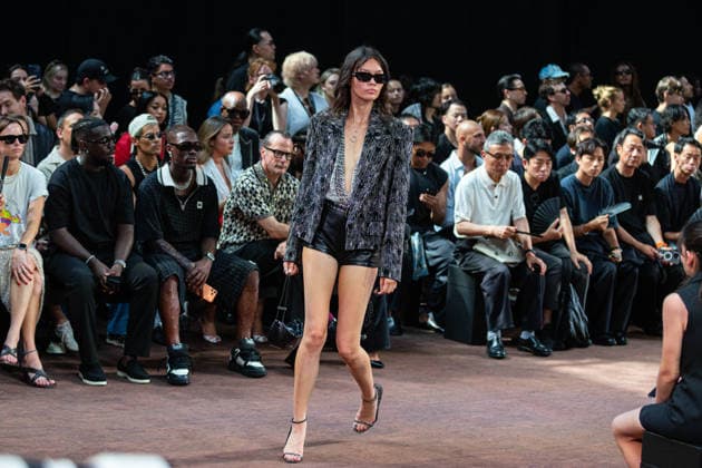 PFW Amiri Runway Menswear NB A model walks the runway during the Amiri Menswear Spring Summer 2027 show as part of Paris Fashion Week on June 25, 2026 in Paris, France. Photo by Nasser Berzane ABACAPRESS.COM Paris France  Copyright: xBerzanexNasser ABACAx
