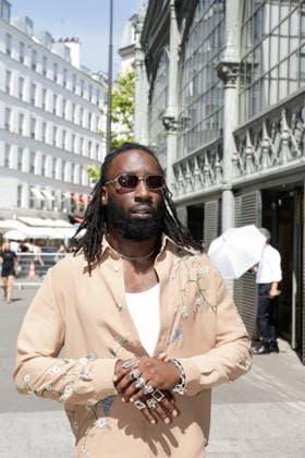 Kojey Radical at the Amiri Spring Summer 2027 Men’s Ready-to-Wear show at the Carreau du Temple during Paris Fashion Week (PFW), June 25, 2026 Tiphaine Lebely Bestimage Celebrities at the Amiri Spring Summer 2027 Men’s Ready-to-Wear show at the Carreau du Temple during Paris Fashion Week (PFW), Paris, France  Copyright: xTiphainexLebelyx xBestimagexTiphainexLebelyx xBestimagex